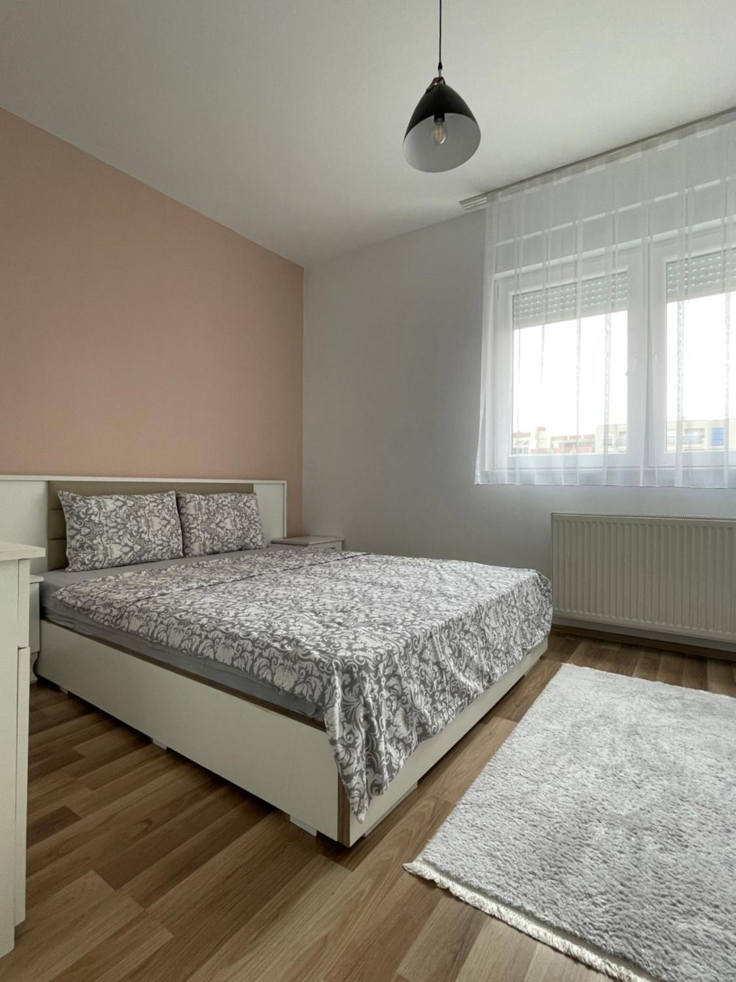 Entire Apartment - Near The Center Priştine Dış mekan fotoğraf